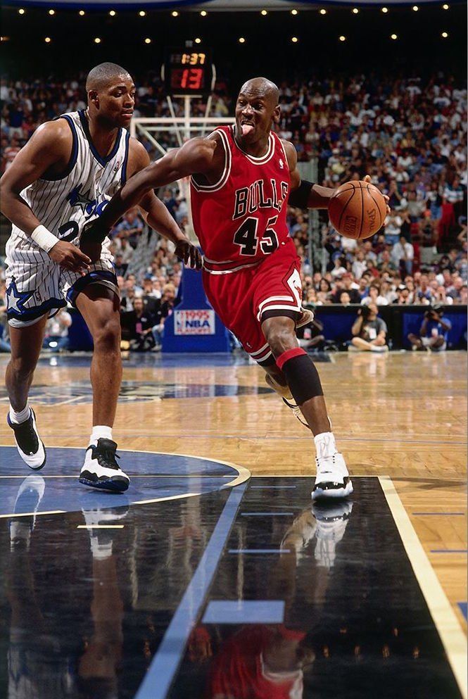mj wearing concords