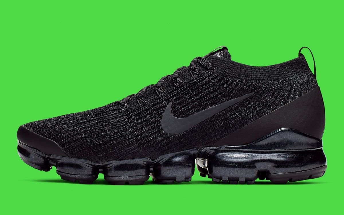 Official Looks at Nike's Third VaporMax 