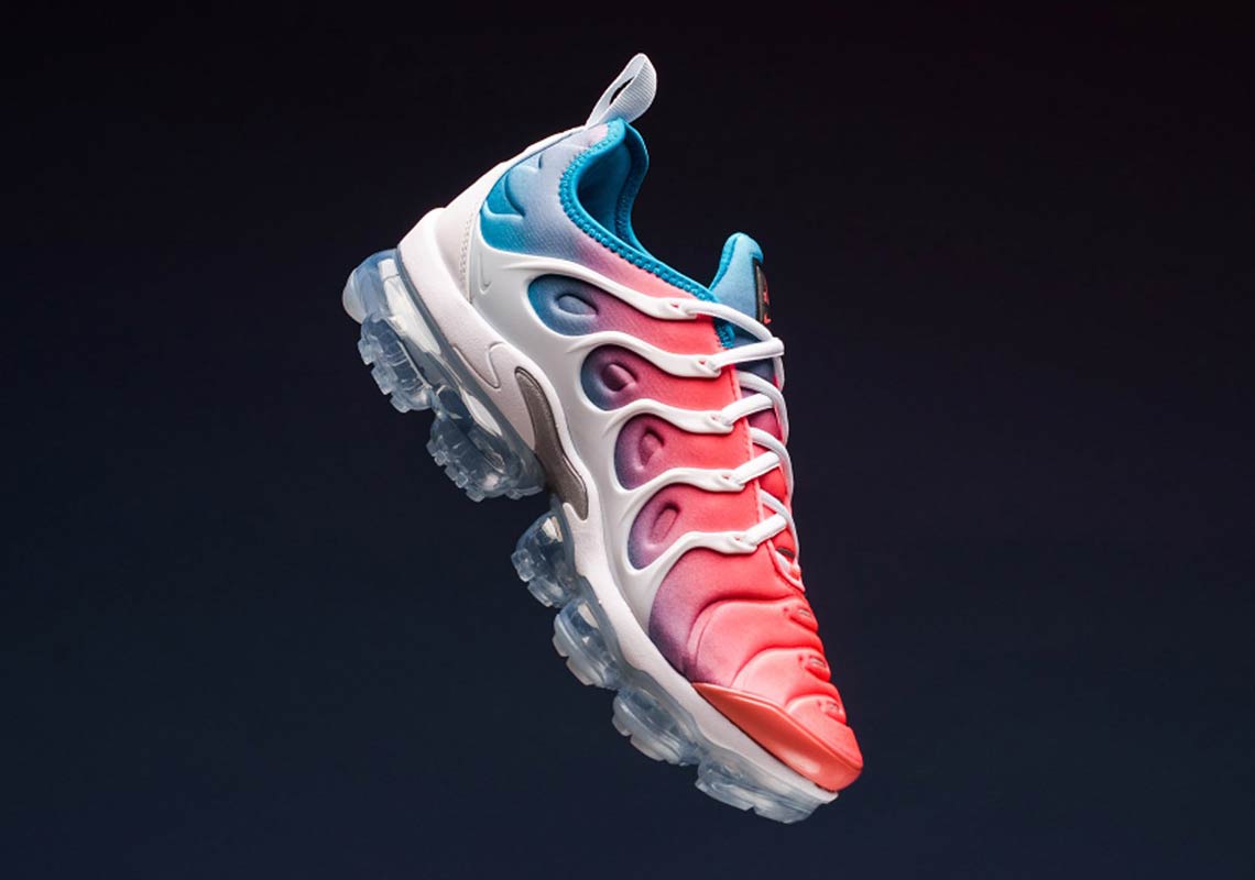 Available Now // Nike VaporMax Plus 