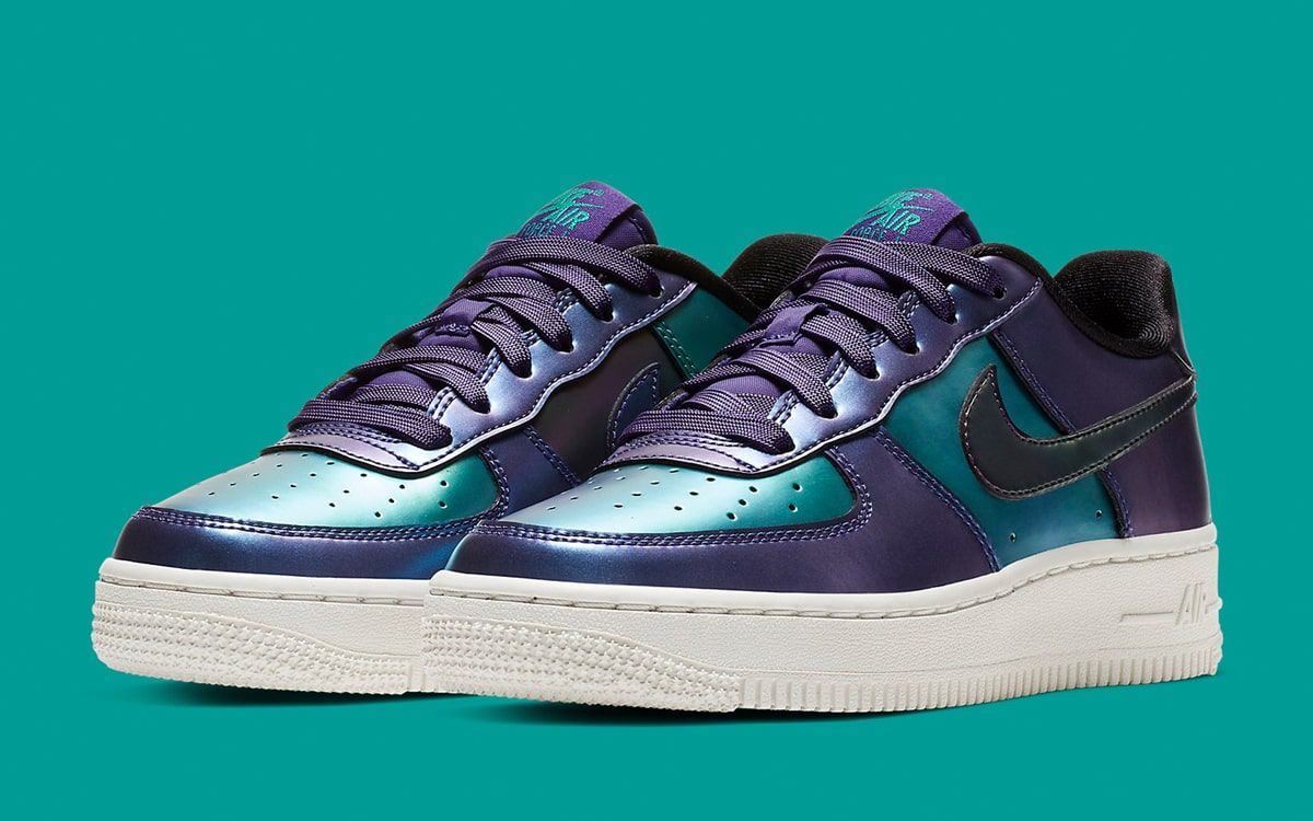 A New Hornets-Themed Air Force 1 Low 