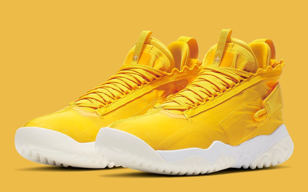 Next Protro React Yells Out in Yellow 