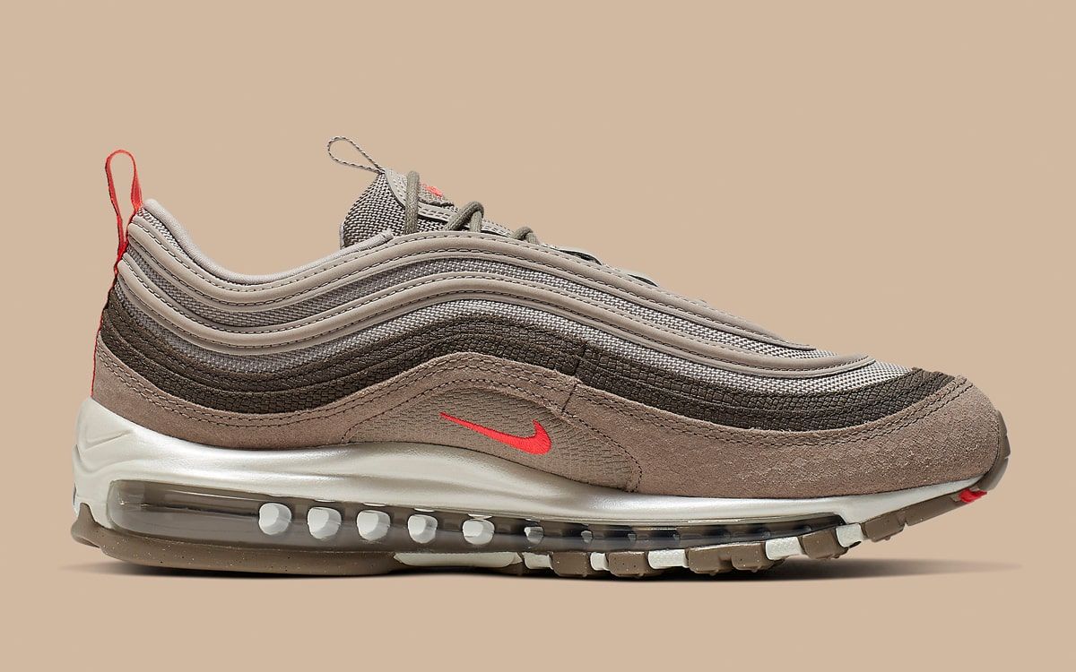 air max 97 moon particle on feet