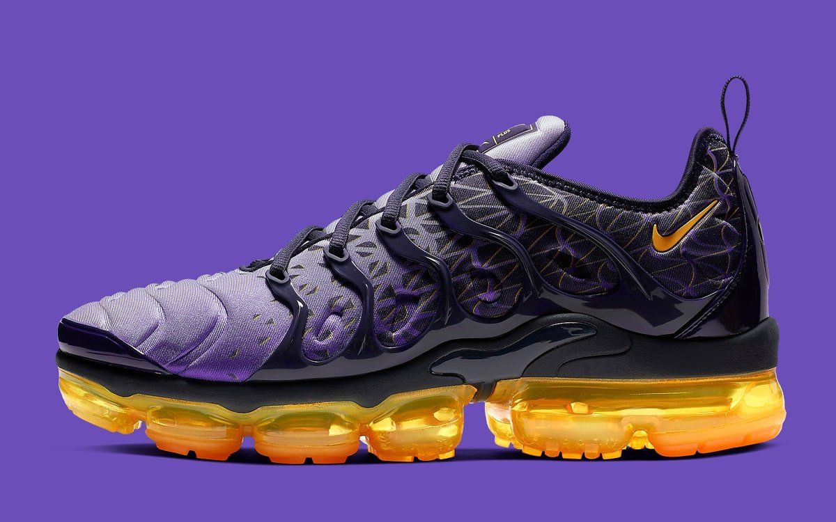Nike Air Vapormax Plus available for 6299 Free