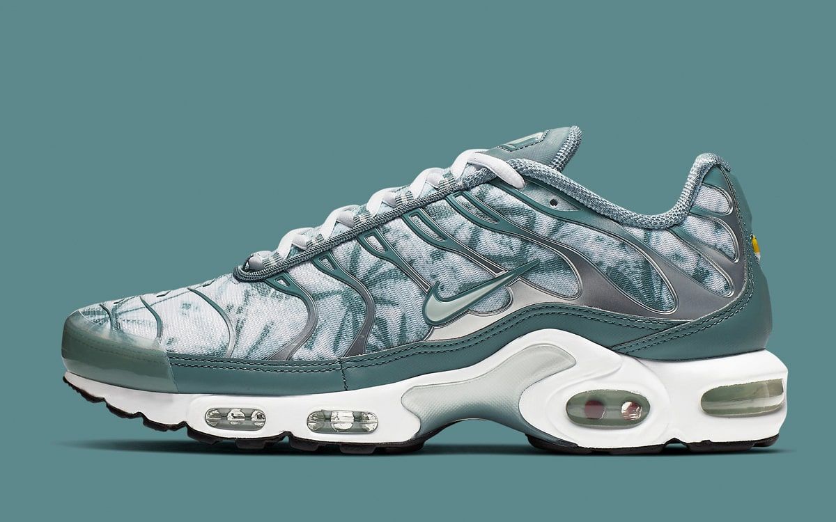 The Nike Air Max Plus “Palm Pack” is 