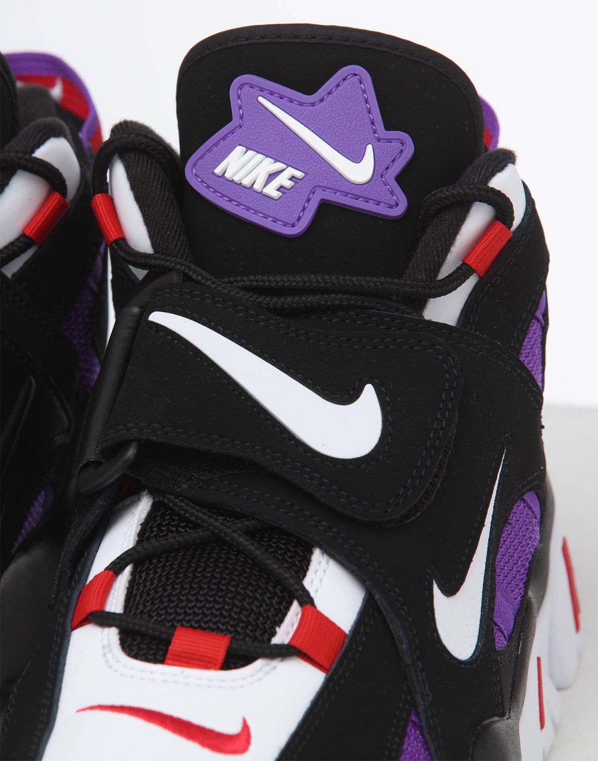 The Big, Bulky Nike Air Barrage Returns July 1st in a Retro Raptors  Colorway | HOUSE OF HEAT