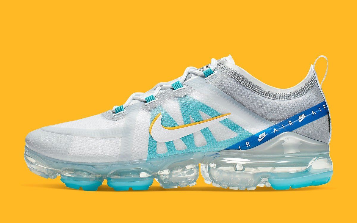 vapormax 2019 blue and white