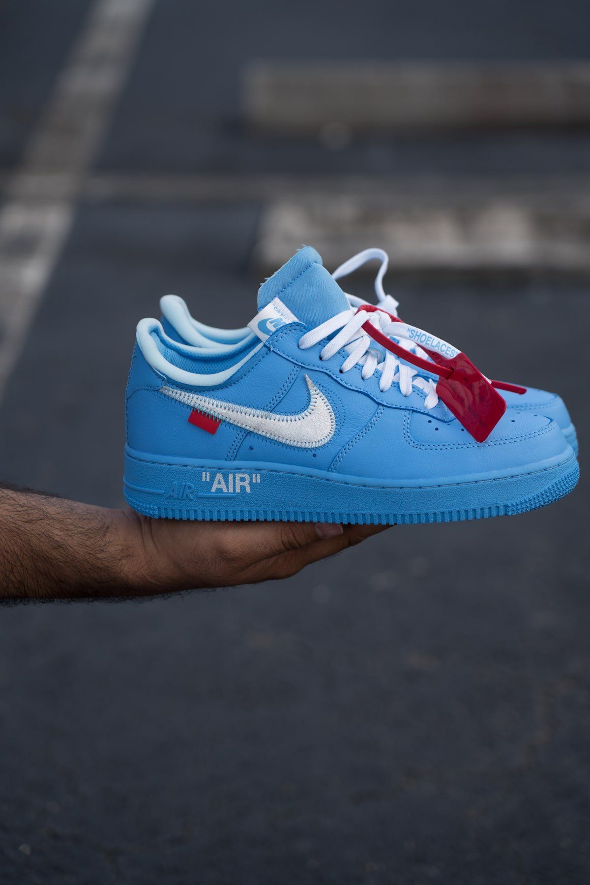 How To Buy The Blue Off White X Nike Air Force 1 Mca Chicago Nike Max 1 3 Trainer Tebow Height Calculator Chart Nike Sb Gato White Gold Blue Cross