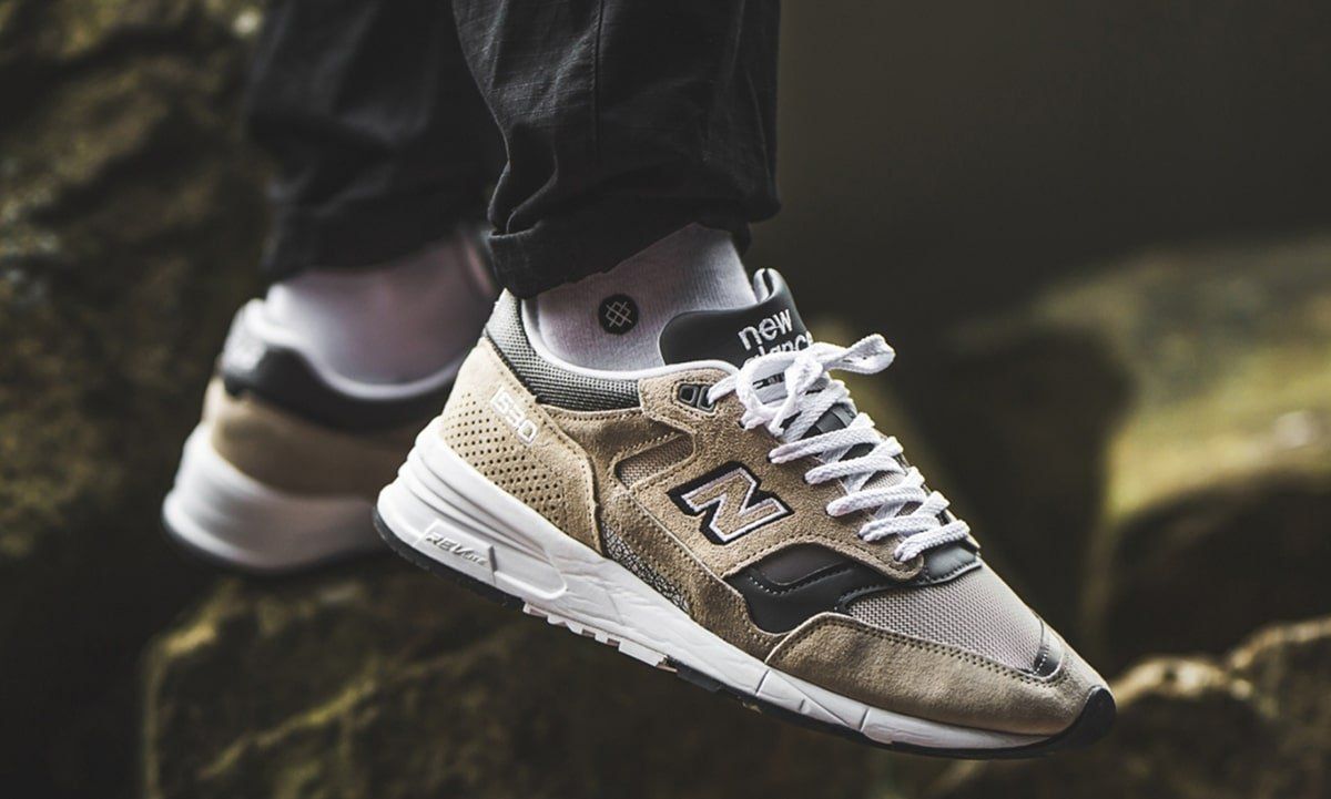 Available Now // New Balance 1530 Made in England  قفازات يد