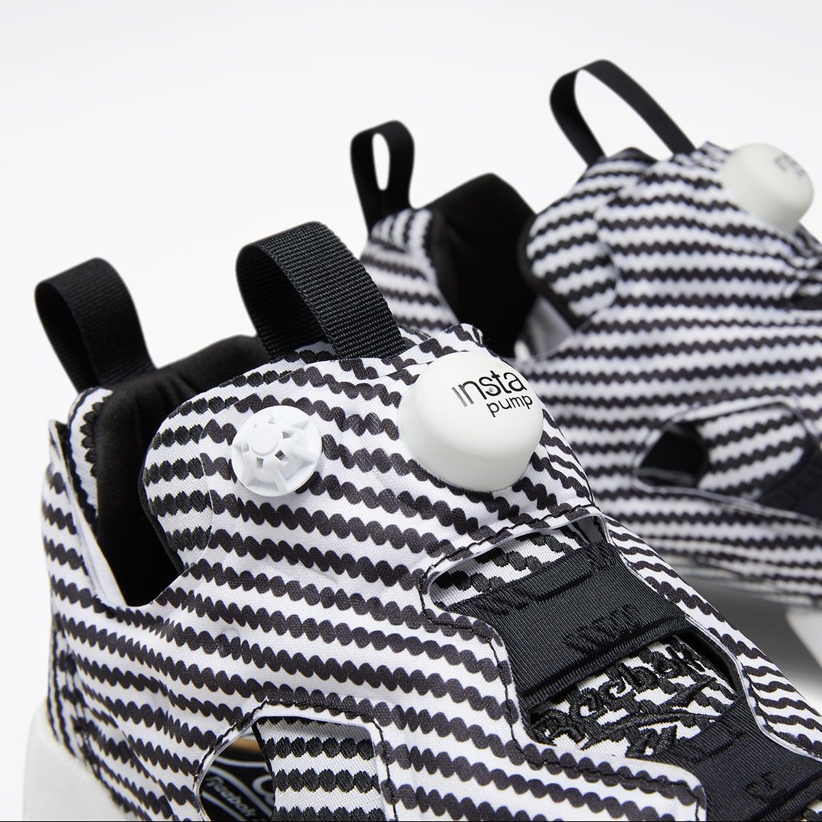 Details about   Reebok Instapump Fury OG MU Carbon Fiber Black White Men Lifestyle Shoes DV7305