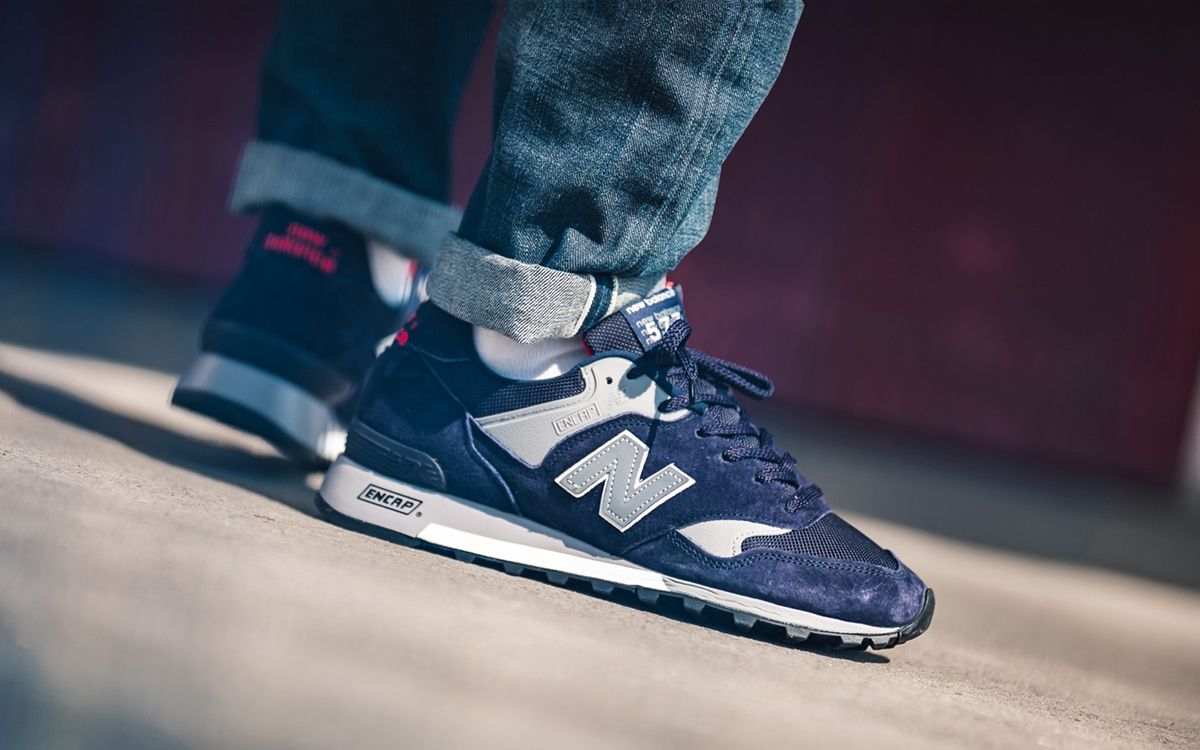 New Balance 577 in Classic Navy 
