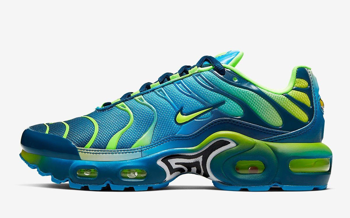 blue and green air max plus