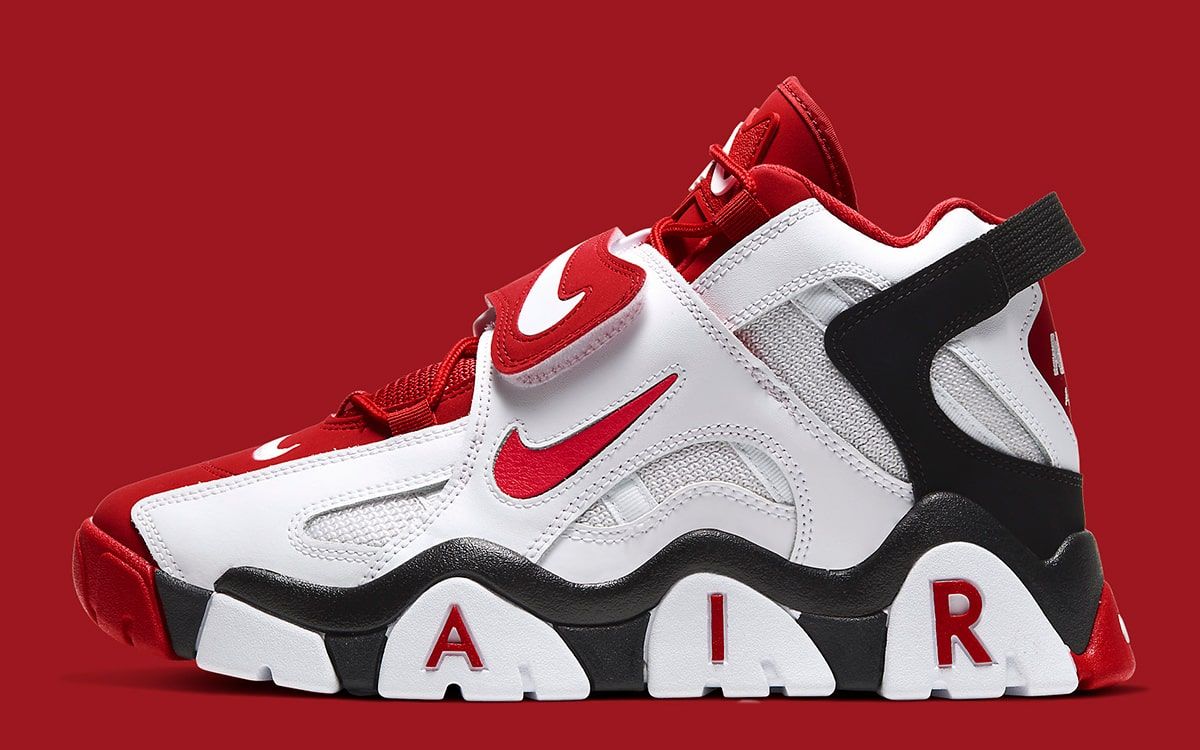 og nike air barrage mid red and white