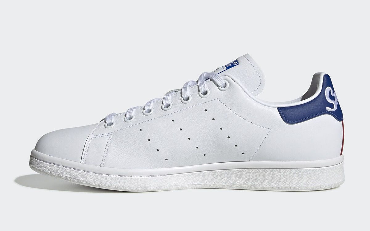 adidas stan smith scripted