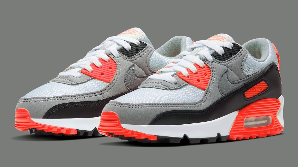 Where to Buy the Nike Air Max 90  ليكوي مولي الرياض
