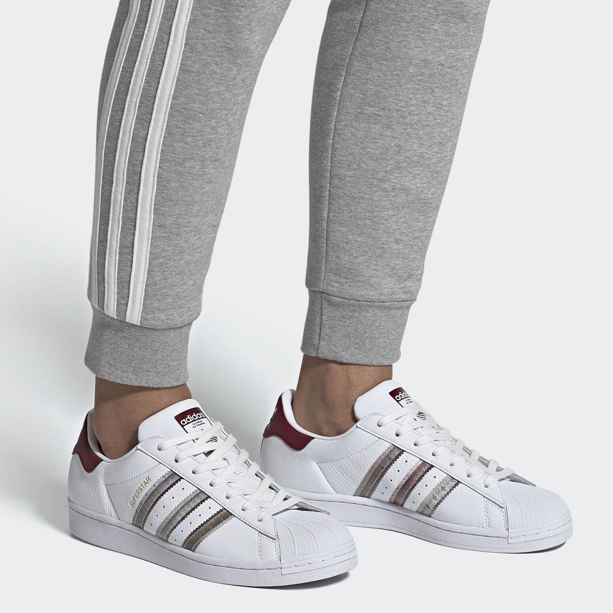 Pensioner Variety how to use The adidas Superstar Appears with Holographic Three Stripe Finishes | HOUSE  OF HEAT