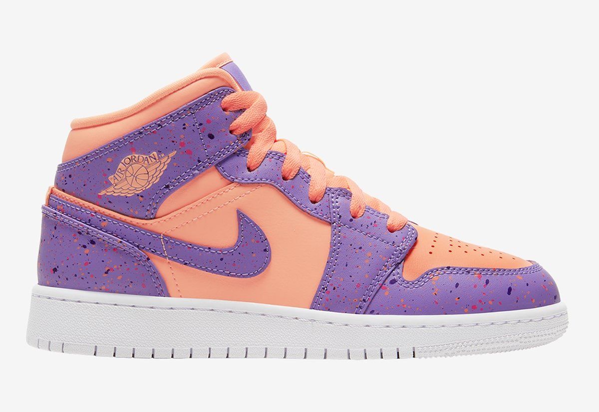 Available Now // "Easter" Air Jordan 1 Mid GS HOUSE OF HEAT