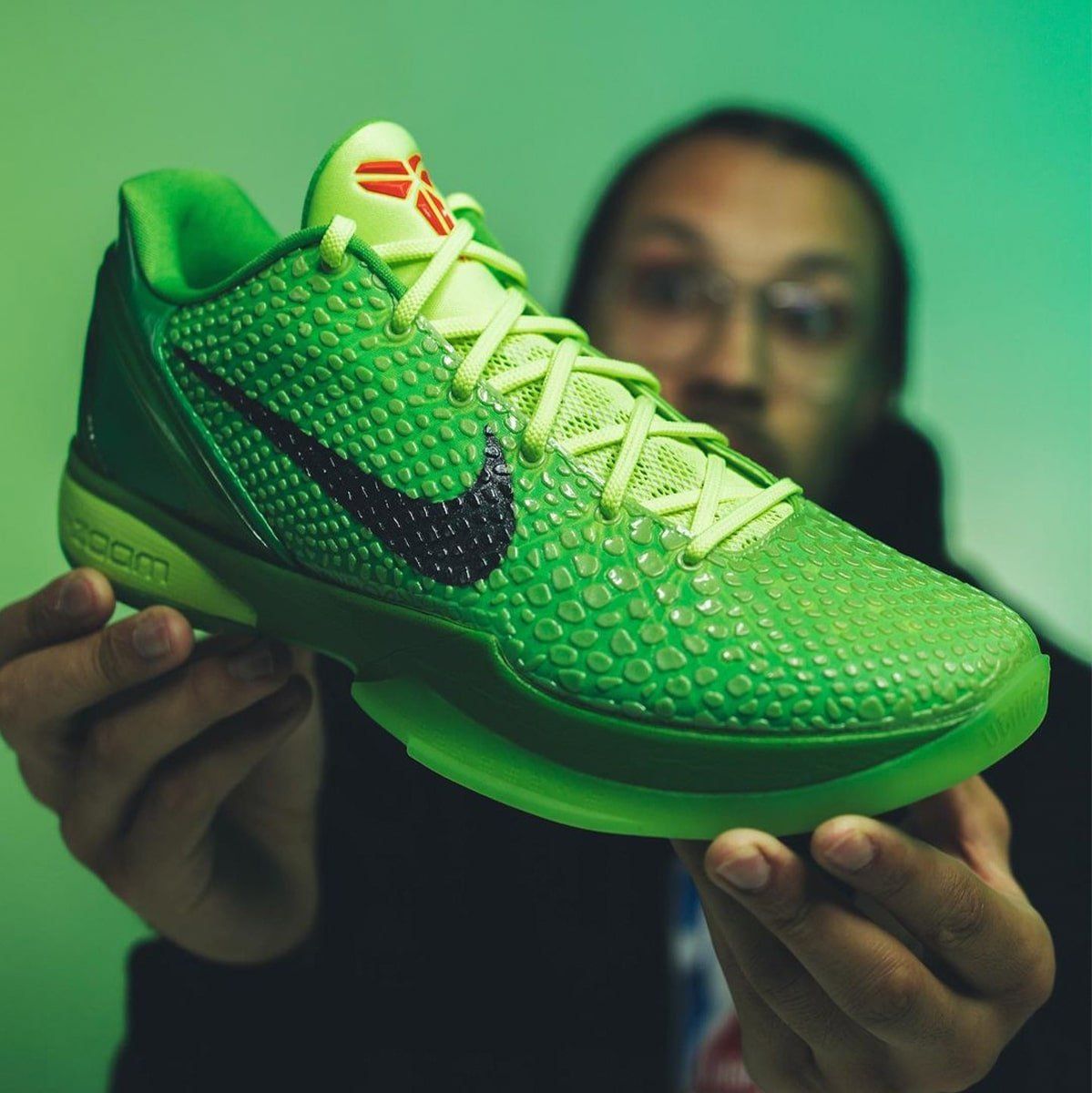 Nike Kobe 6 “Grinch” Confirmed for 