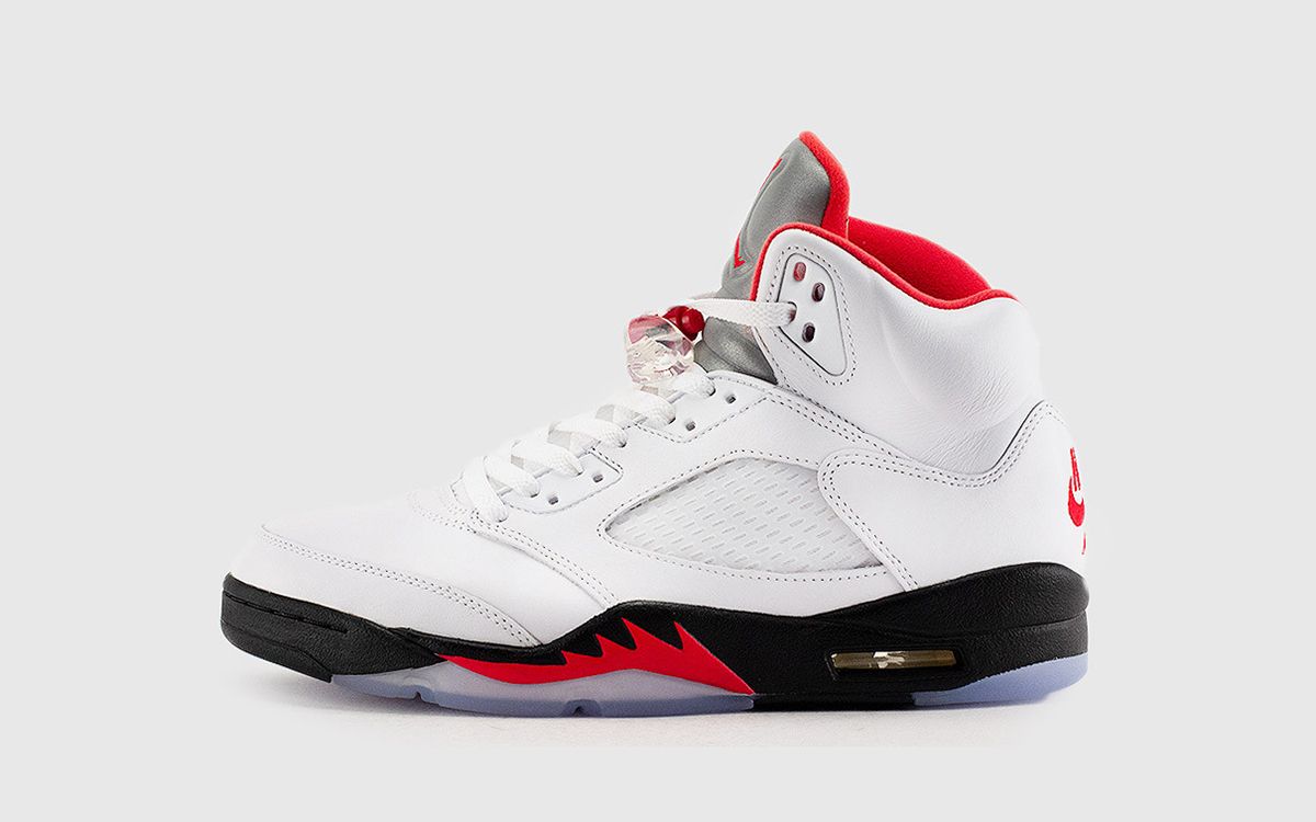 when do the fire red 5s come out