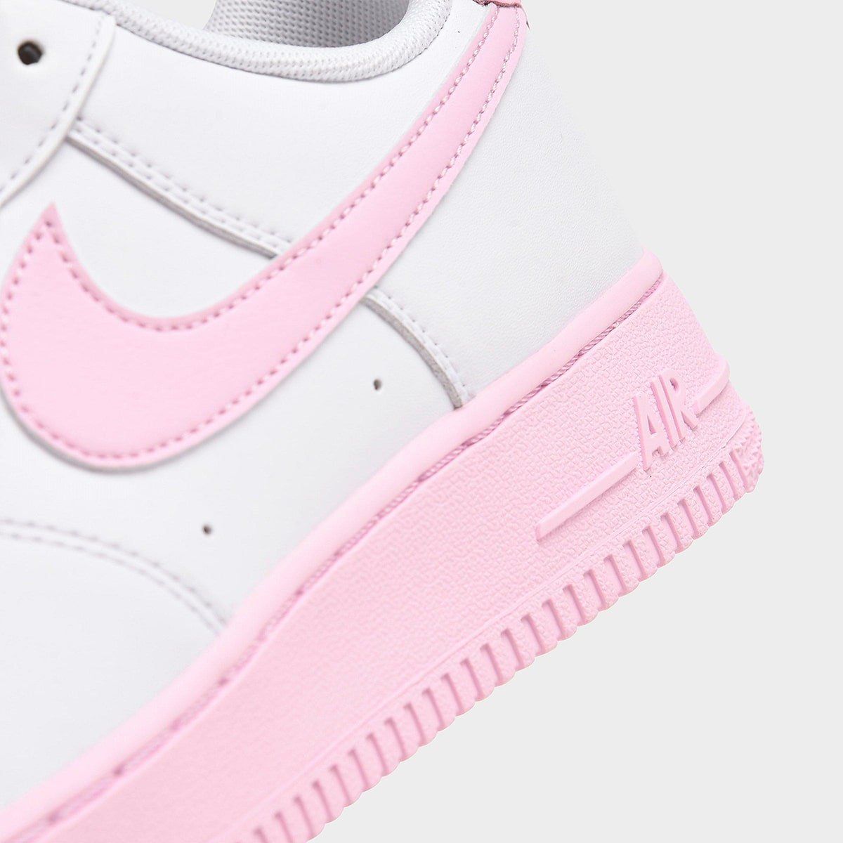 air force 1 white with pink bottom