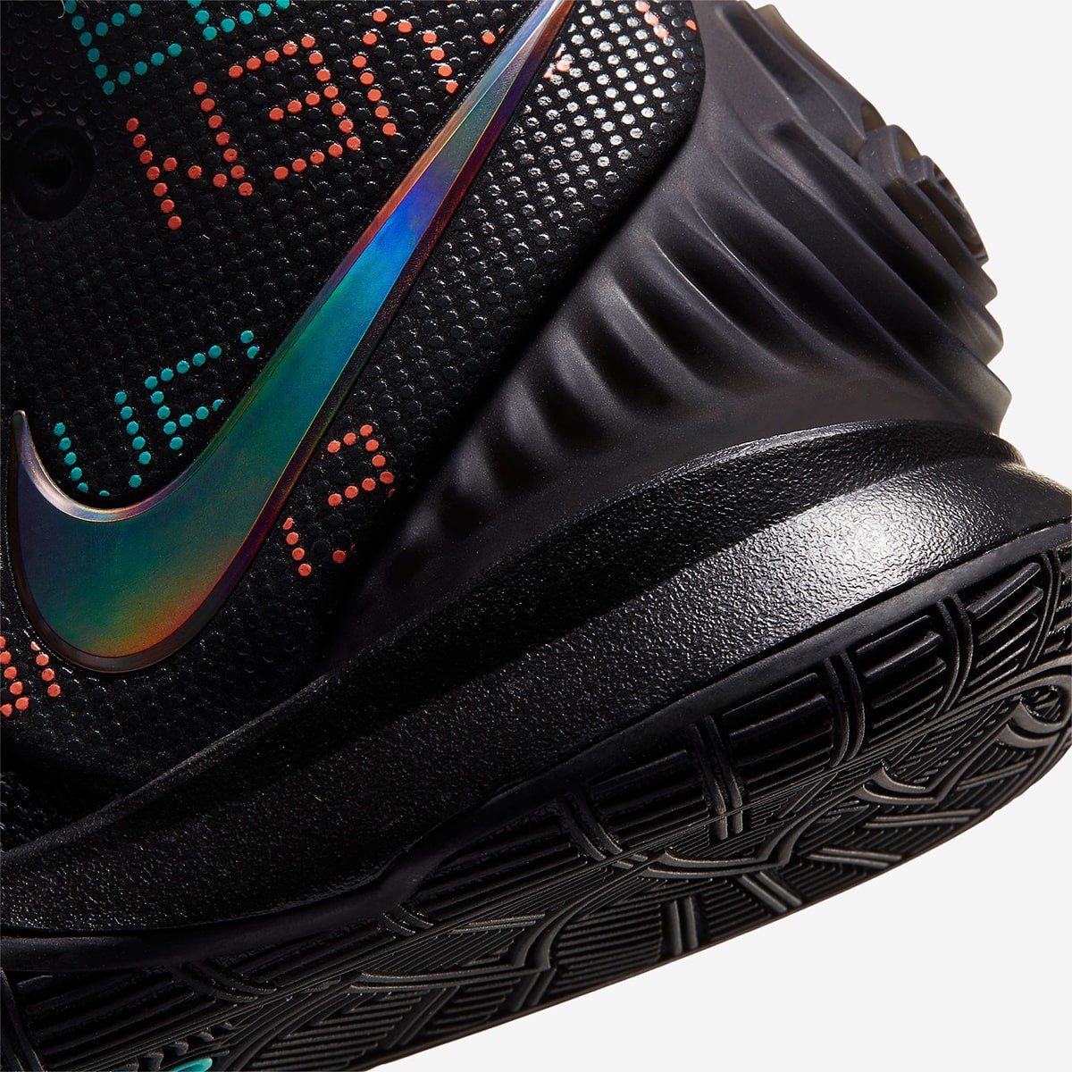 The Nike Kyrie 6 Zoom Freak 1 Receive 'Oreo' Revamps