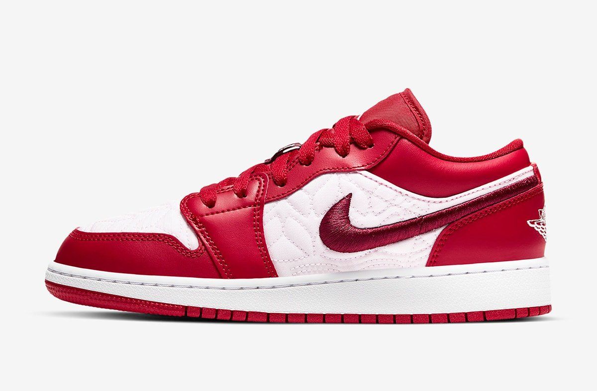 jordan 1s red and white