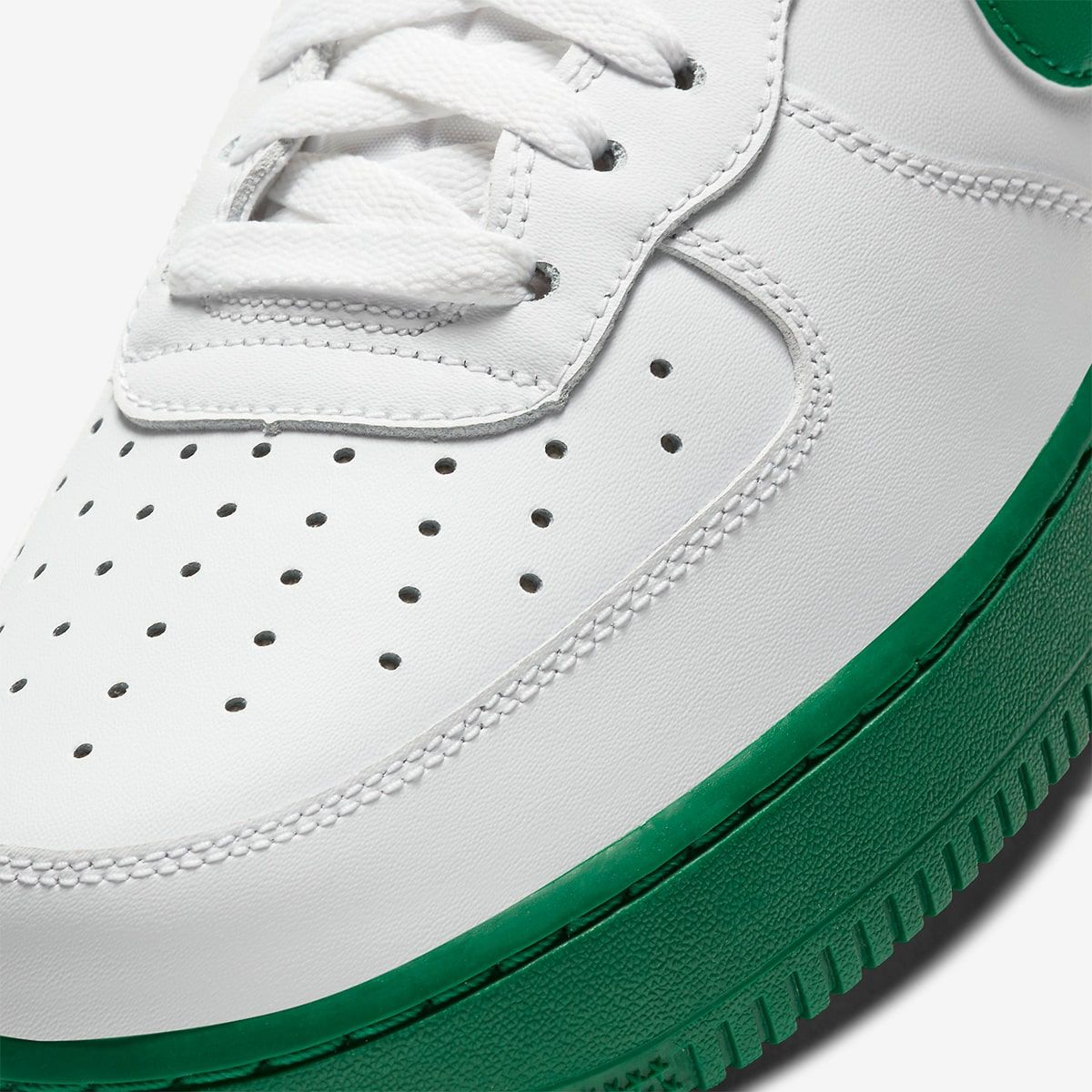air force 1 with green tick