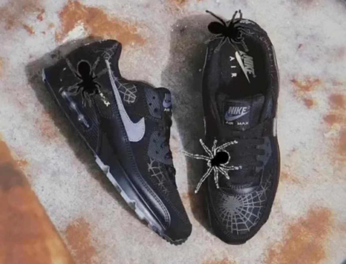 Nike Air Max 90 “Spider Web” Releases 