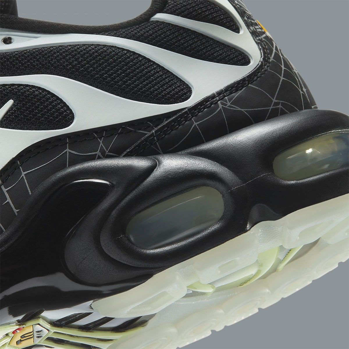 Nike Get a Lil' Spooky on the Air Max Plus “Spider Web” | HOUSE OF HEAT