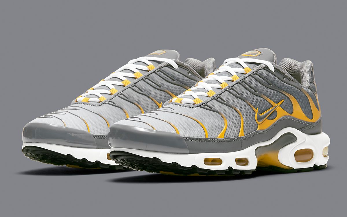 air max plus yellow and white