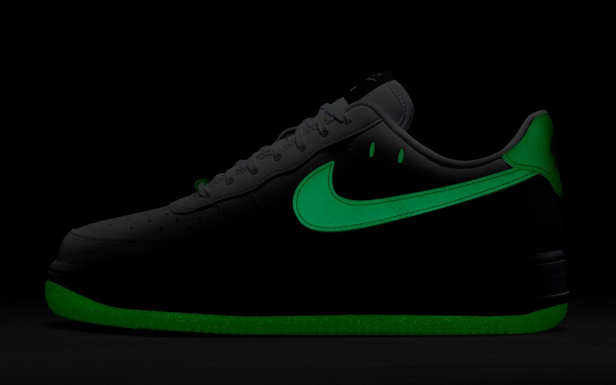 nike air force 1 light up shoes