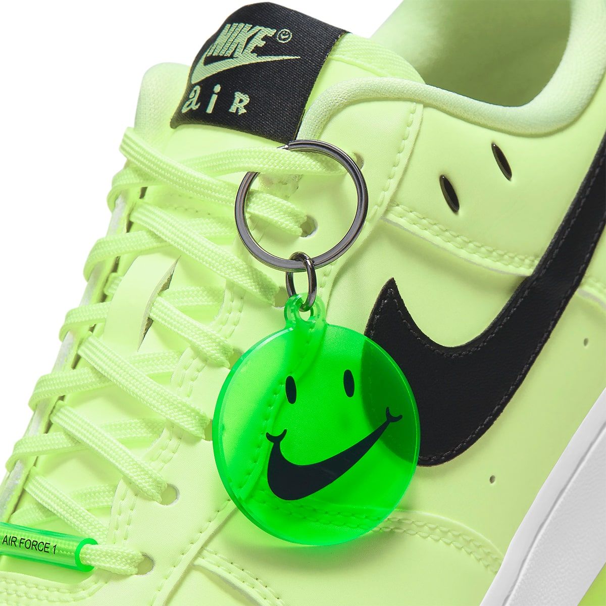 nike smiley air force