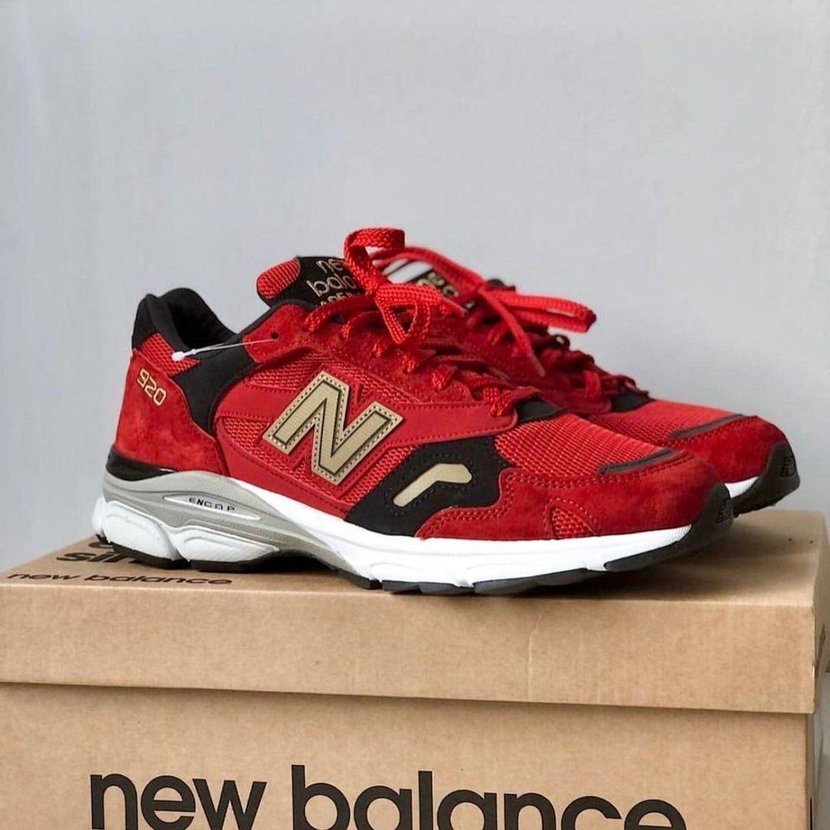 new balance 920