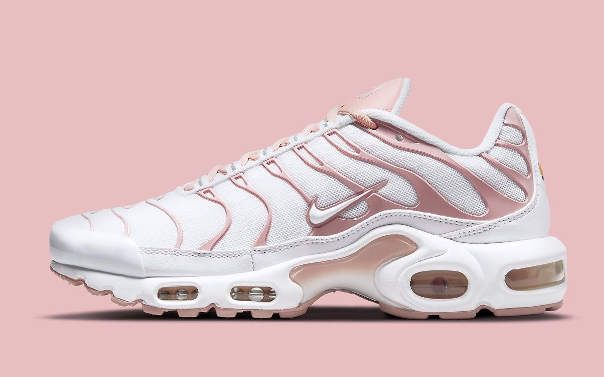 air max plus pink white and blue