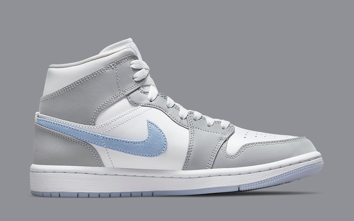 Air Jordan 1 Mid Arrives Chilled for Summer | HOUSE OF HEAT