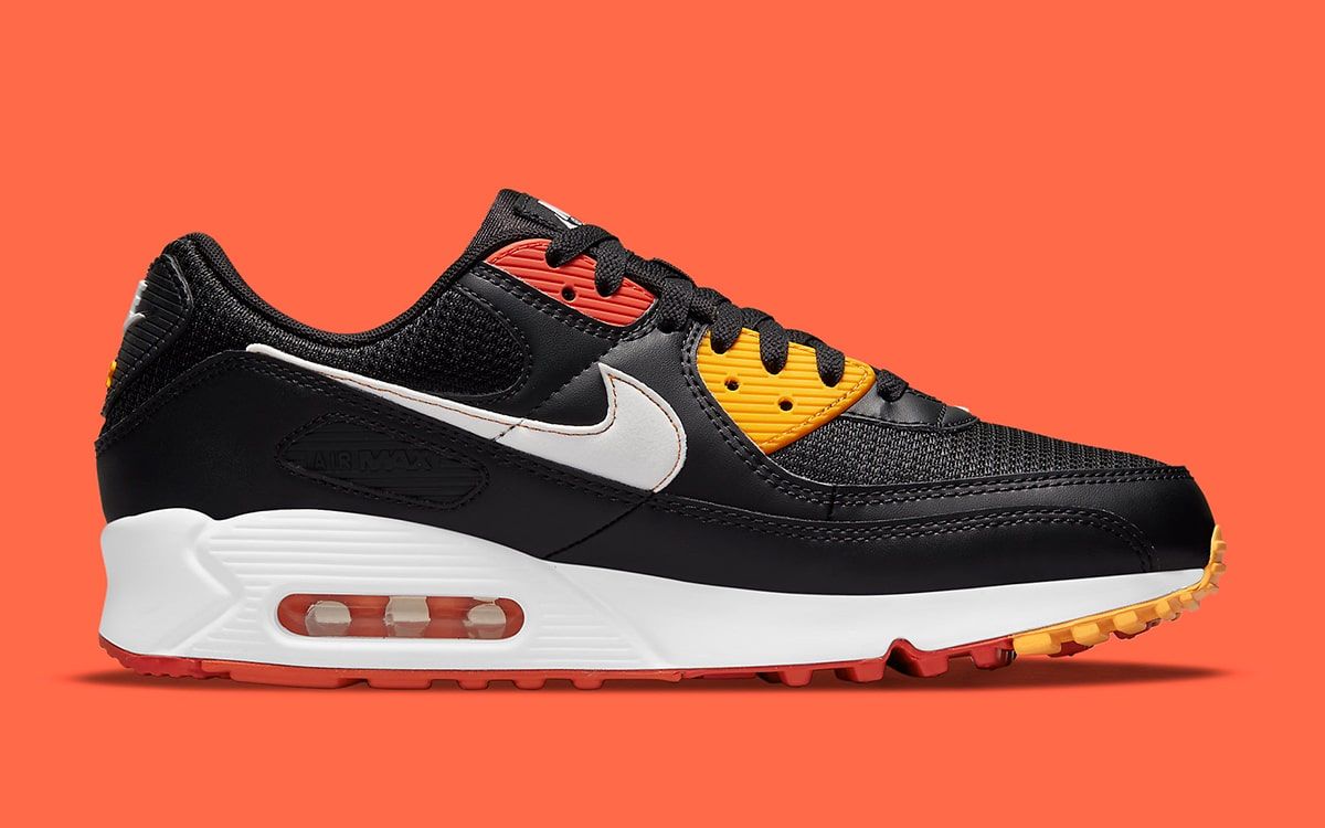 Engaged electrode Feat Available Now // Air Max 90 Receives a Roswell Rayguns Revamp | HOUSE OF  HEAT
