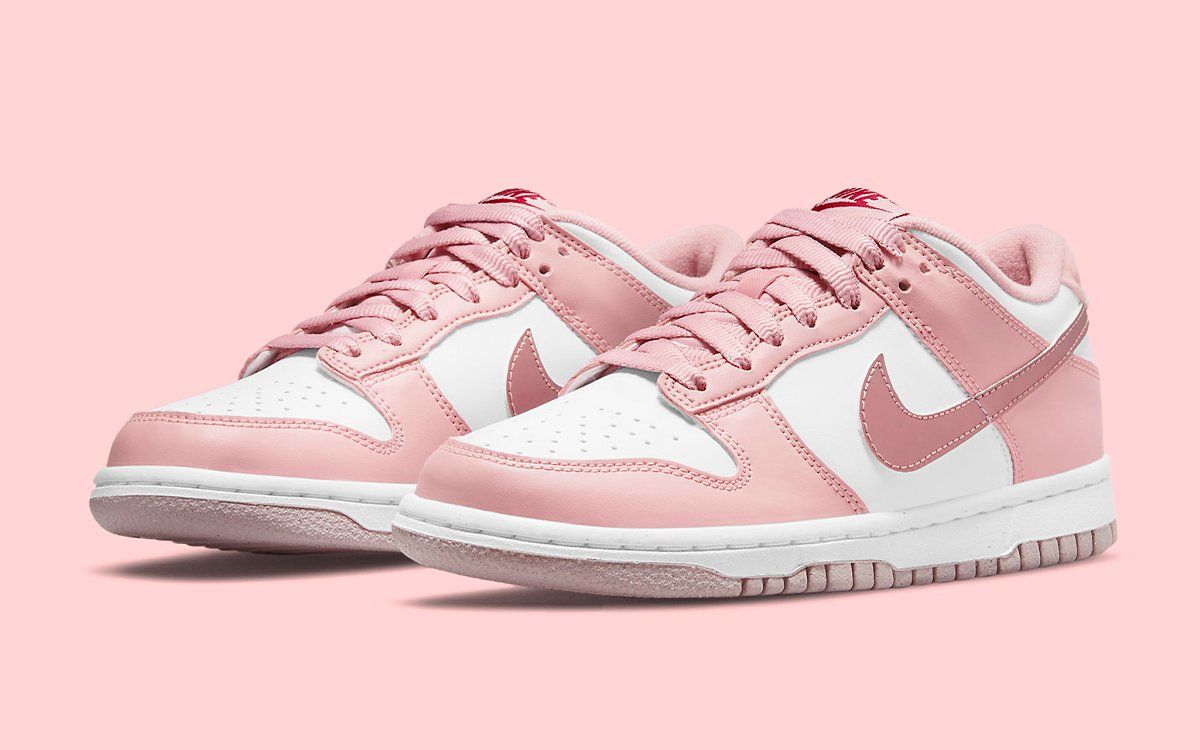 pink and grey nike dunks