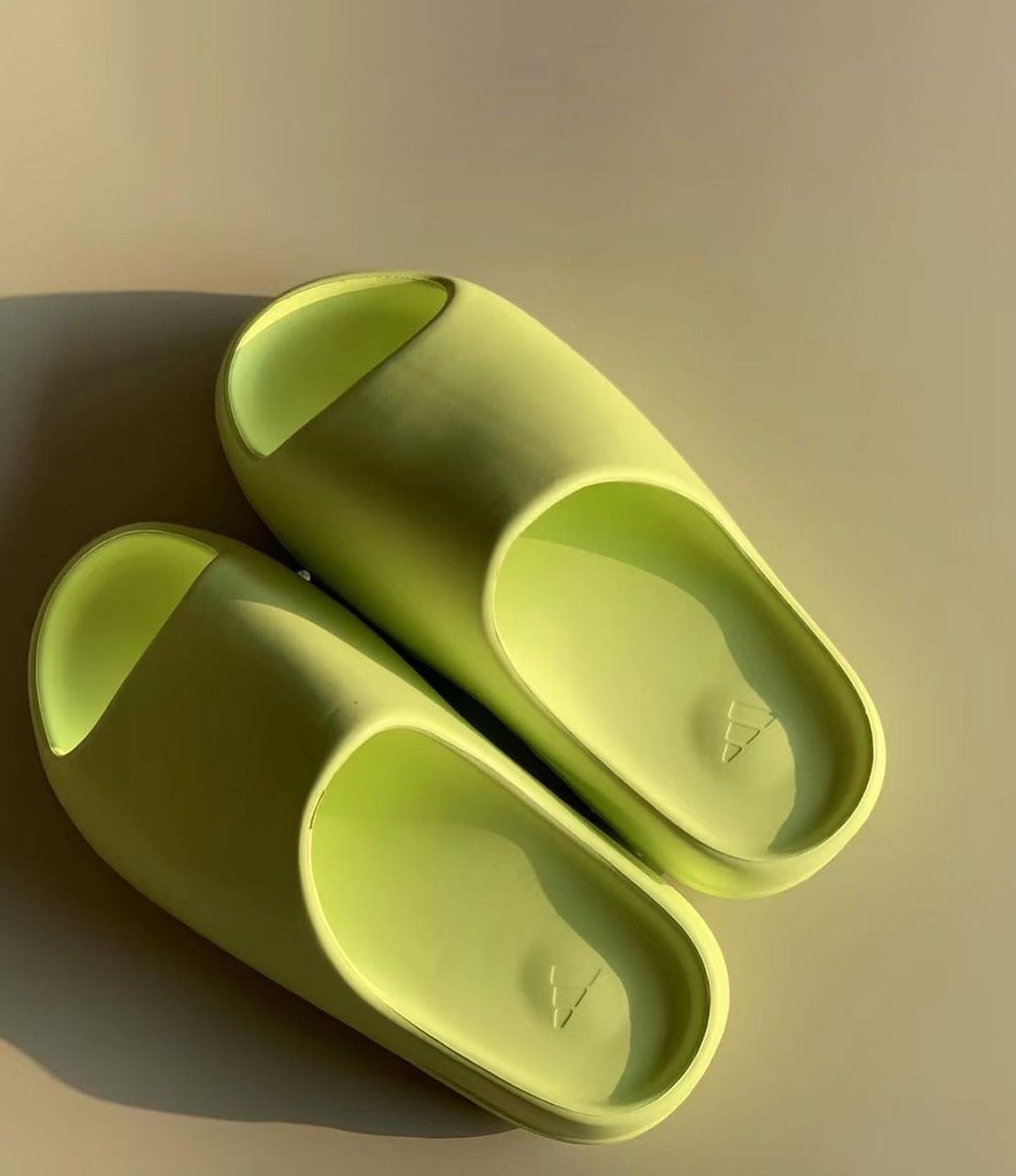 Where to Buy the YEEZY Slide “Glow Green” Restock | House of Heat°