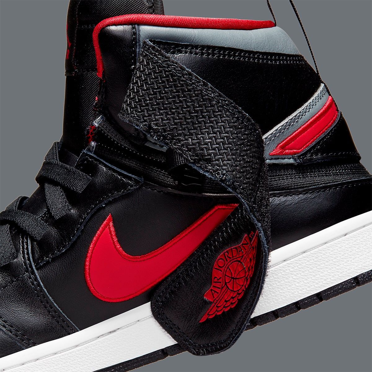Air Jordan 1 Flyease Appears In Black Gym Red And Smoke Grey House Of Heat