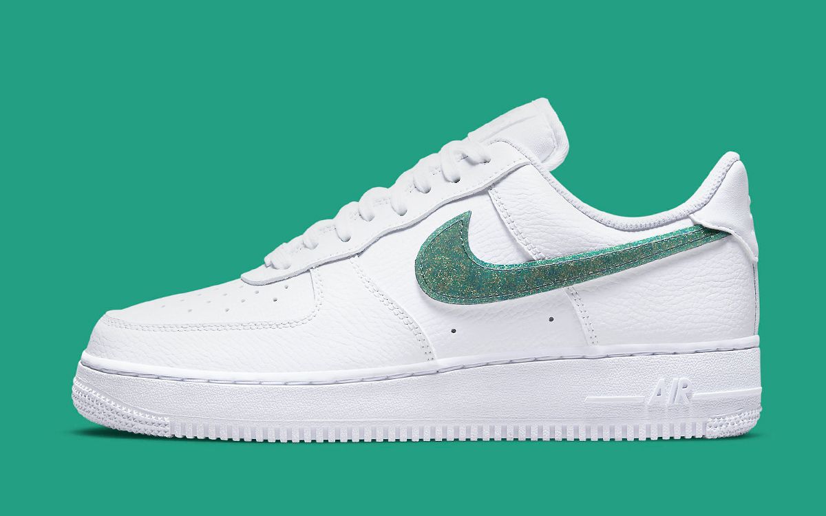 Nike air force 1 swoosh Air Force 1 Low "Glitter Swoosh" Glistens in Green | HOUSE OF