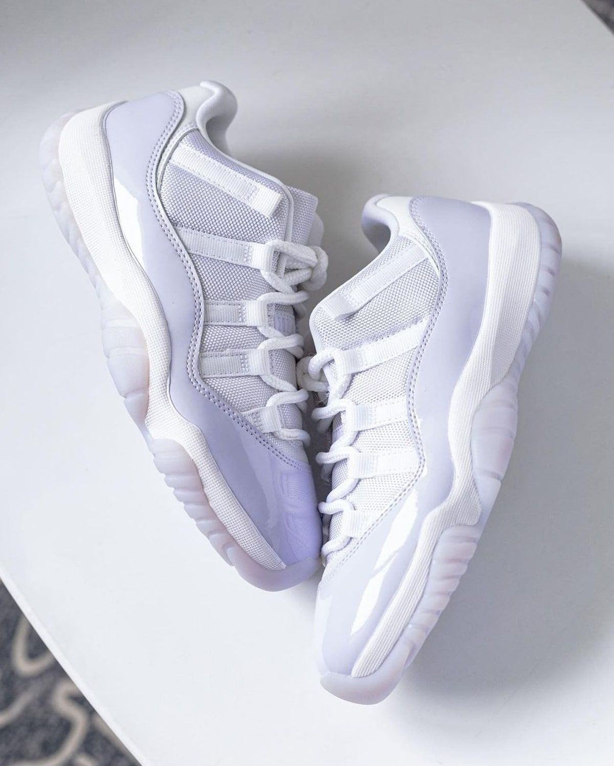 low top 11s all white