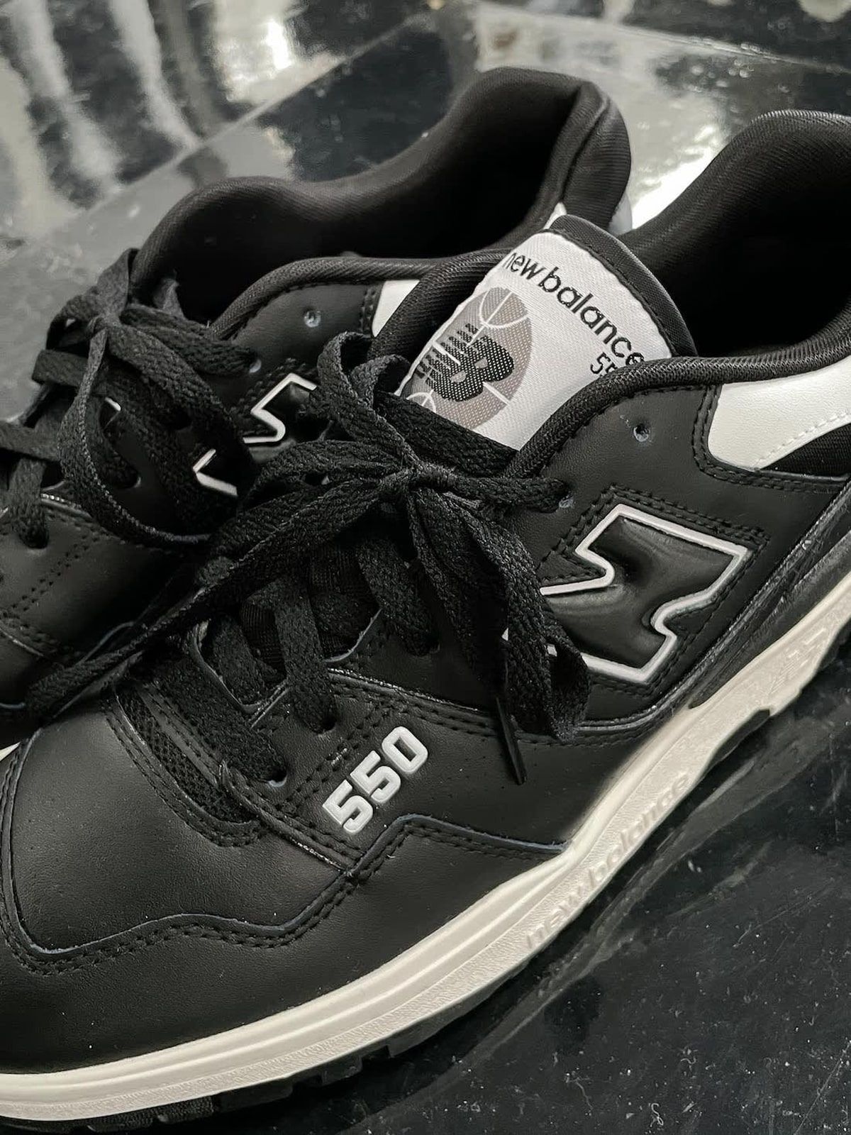 First Looks at the COMME des GARÇONS x New Balance 550 Collection 