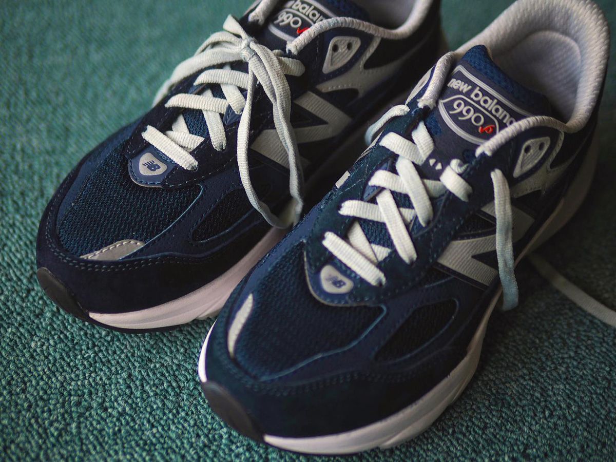 The New Balance 990v6 Surfaces in a Classic 