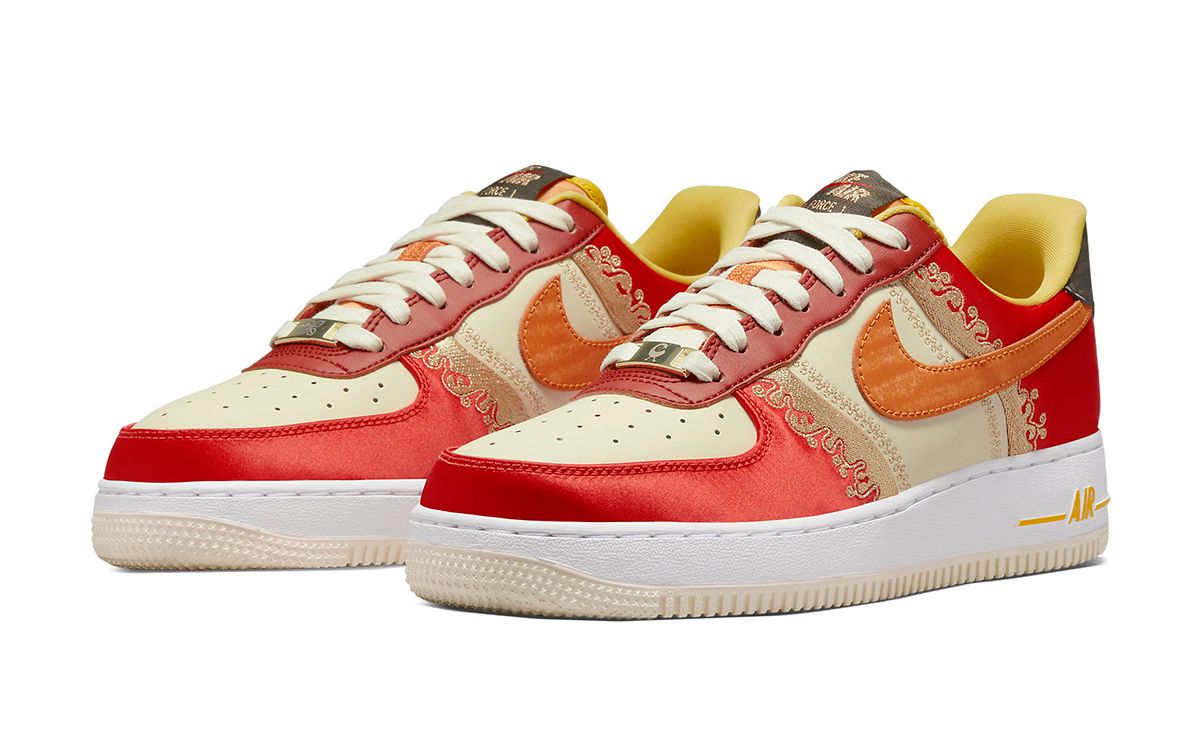 Sneaker News #71 Nike Adds Heat To The Air Force With A Chili Colourway ...