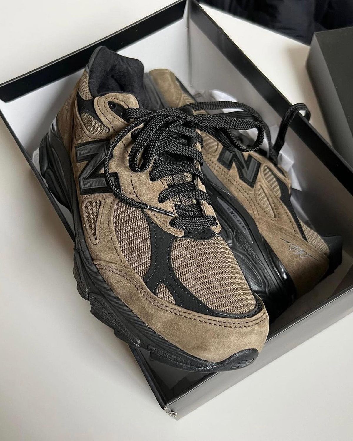 Another JJJJound x New Balance 990v3 Appears in Brown and Black