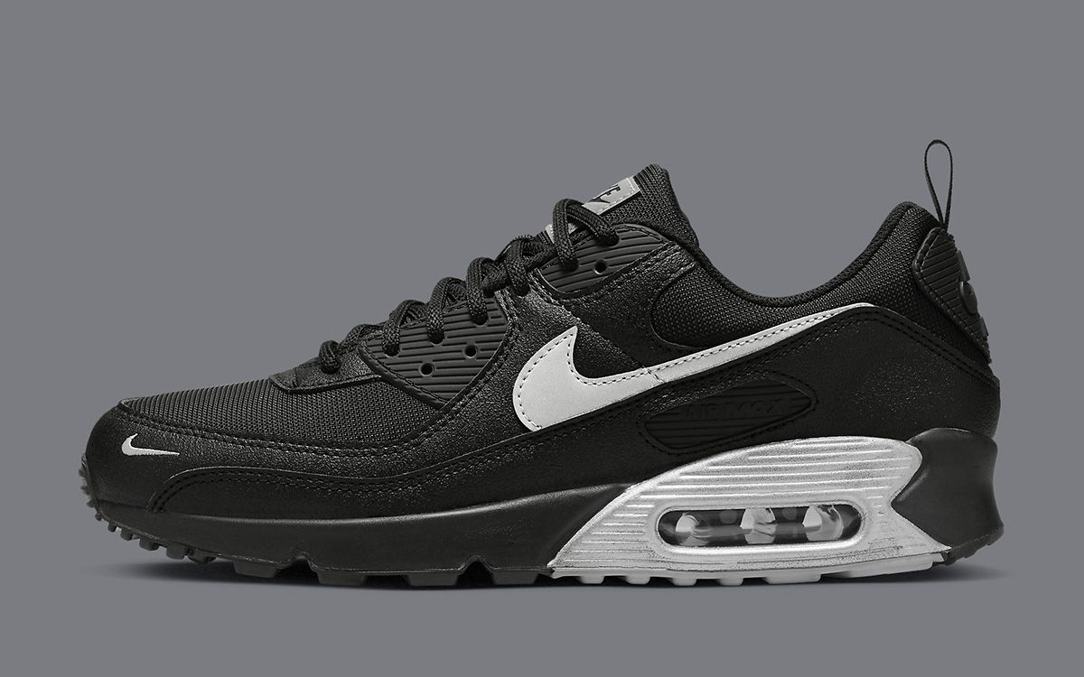 Funeral engineer Efficient Nike Adds Reflective Swooshes to this Black and Silver Air Max 90 | HOUSE  OF HEAT