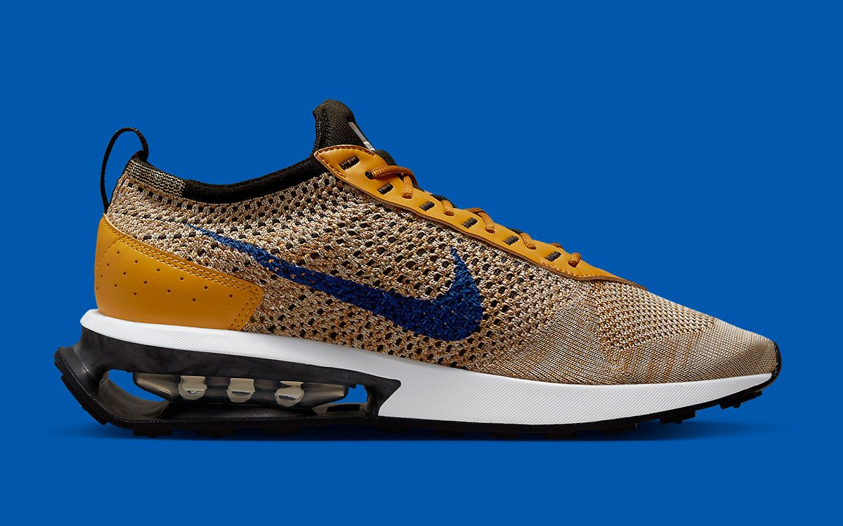 Nike Air Max Flyknit Racer Appears in New Tan and Royal Colorway 