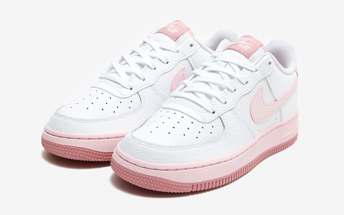 En particular relajado rutina Available Now // Nike Air Force 1 Low "Pink Bottom" (PS) | HOUSE OF HEAT