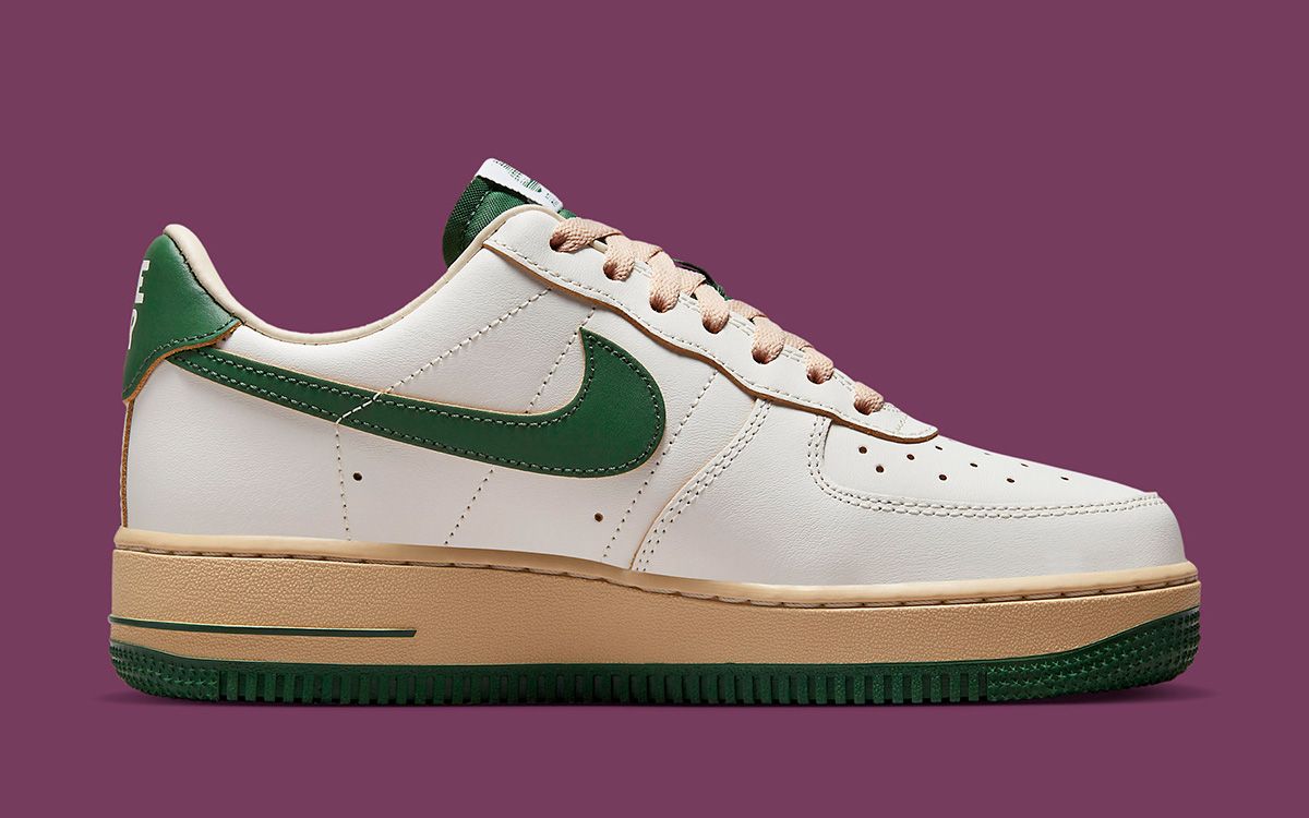 Aged-Look af1 low Air Force 1 Low Appears with Green and Muslin Accents