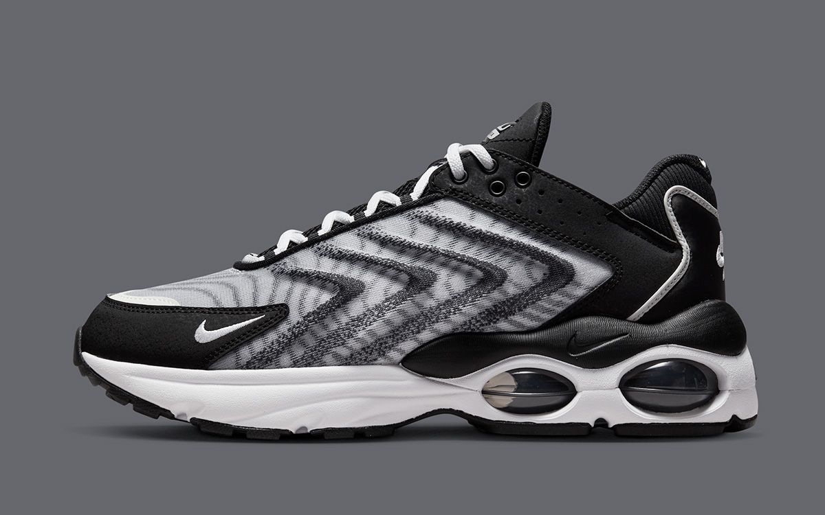 The Nike Air Max TW 1 Appears in Black and White | HOUSE OF HEAT