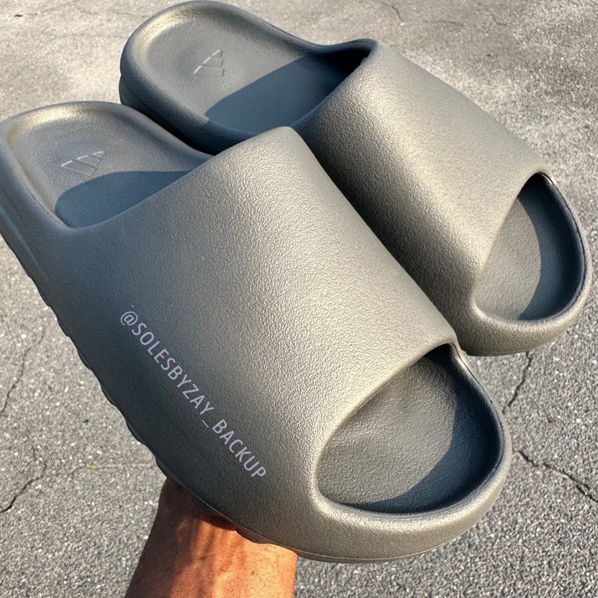 Where to Buy the “Granite” Yeezy Slides | House of Heat°